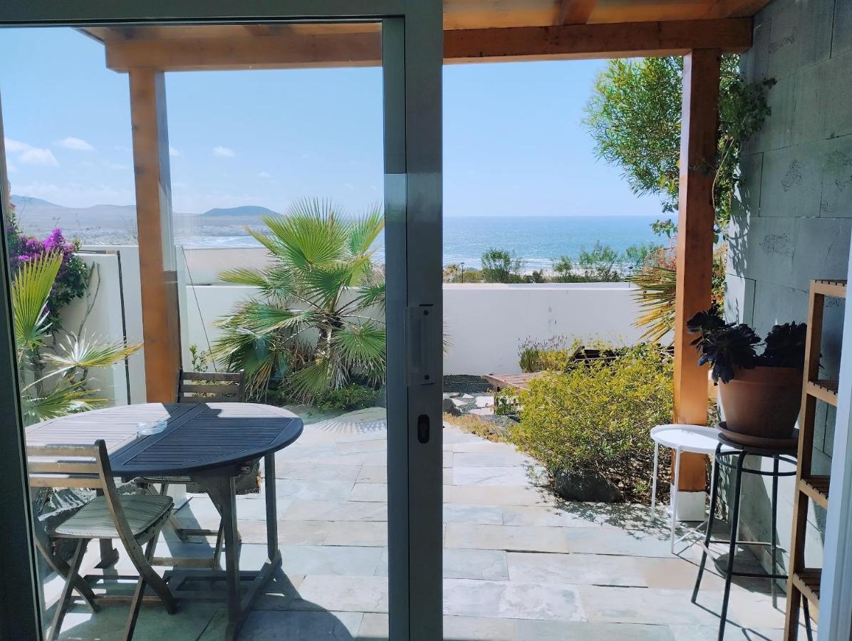 Beautiful Small Bungalow, Amazing Views And Garden Фамара Екстериор снимка